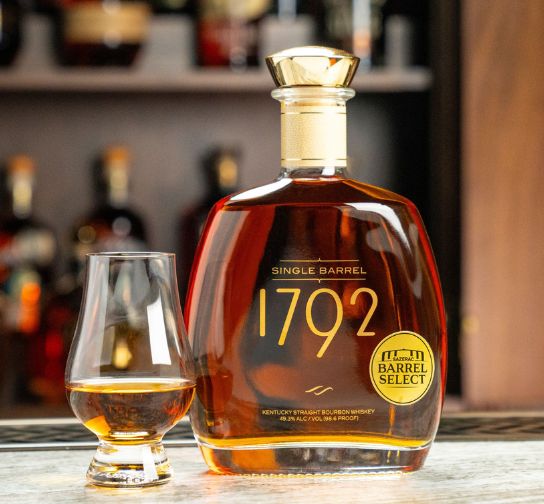 1792 Single Barrel bourbon Image